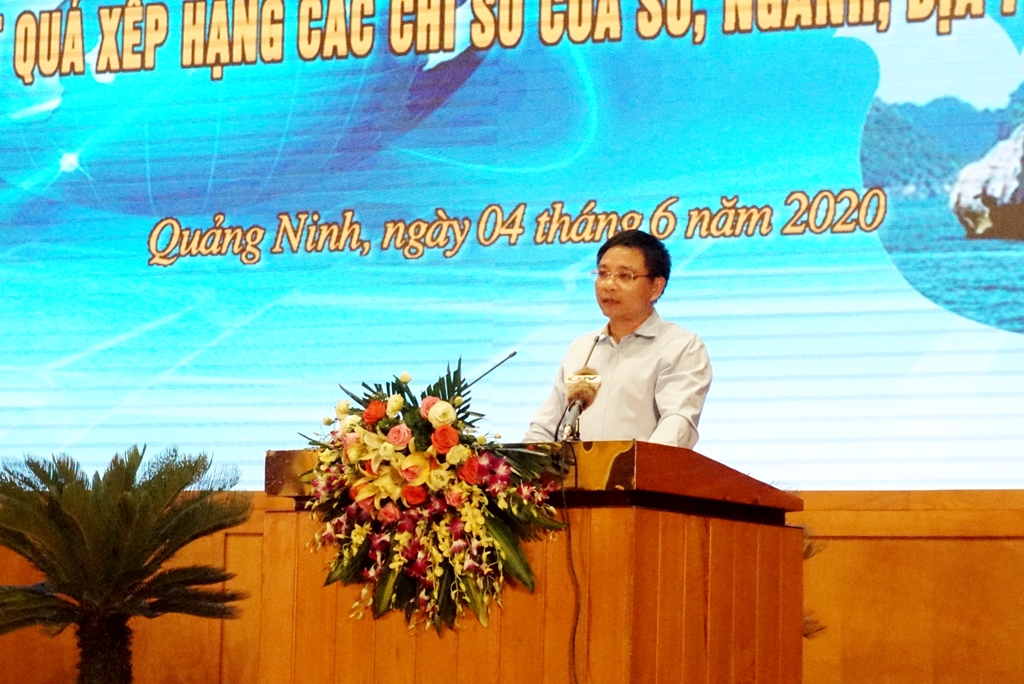 Đồng chí Nguyễn Văn Thắng, Chủ tịch UBND tỉnh phát biểu kết luận hội nghị.
